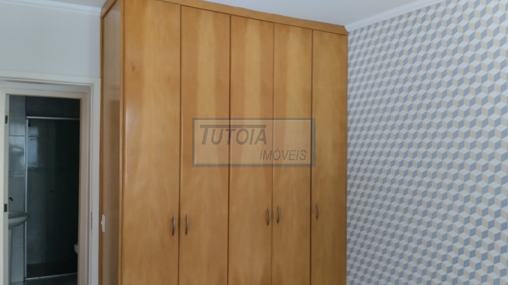 Apartamento para alugar com 2 quartos, 65m² - Foto 4