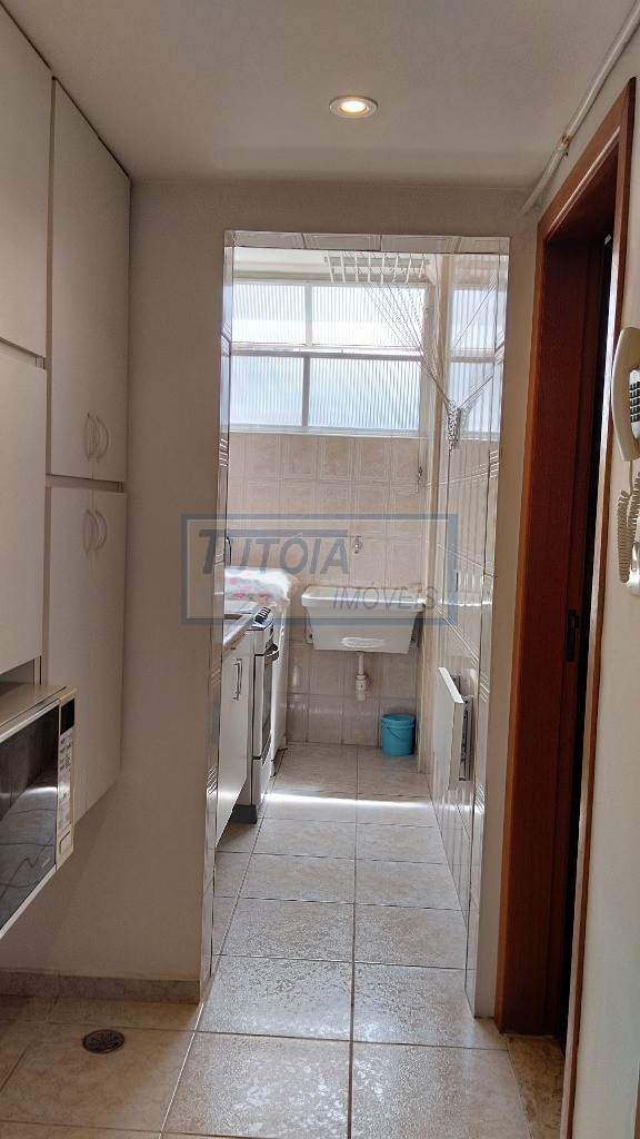 Apartamento à venda com 1 quarto, 45m² - Foto 17