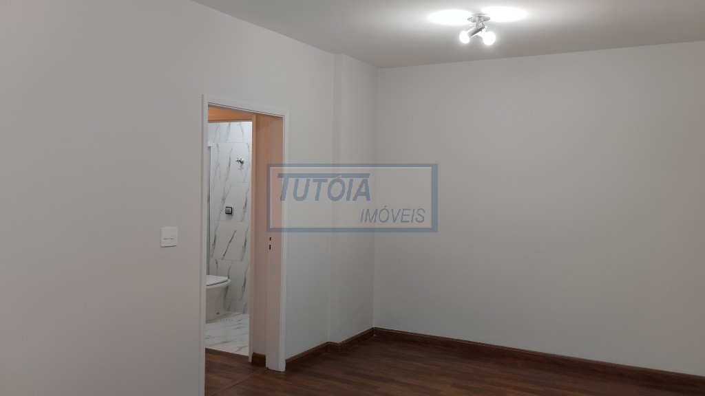 Apartamento para alugar com 2 quartos, 85m² - Foto 8