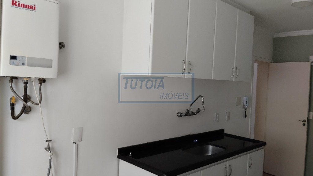 Apartamento para alugar com 2 quartos, 65m² - Foto 9