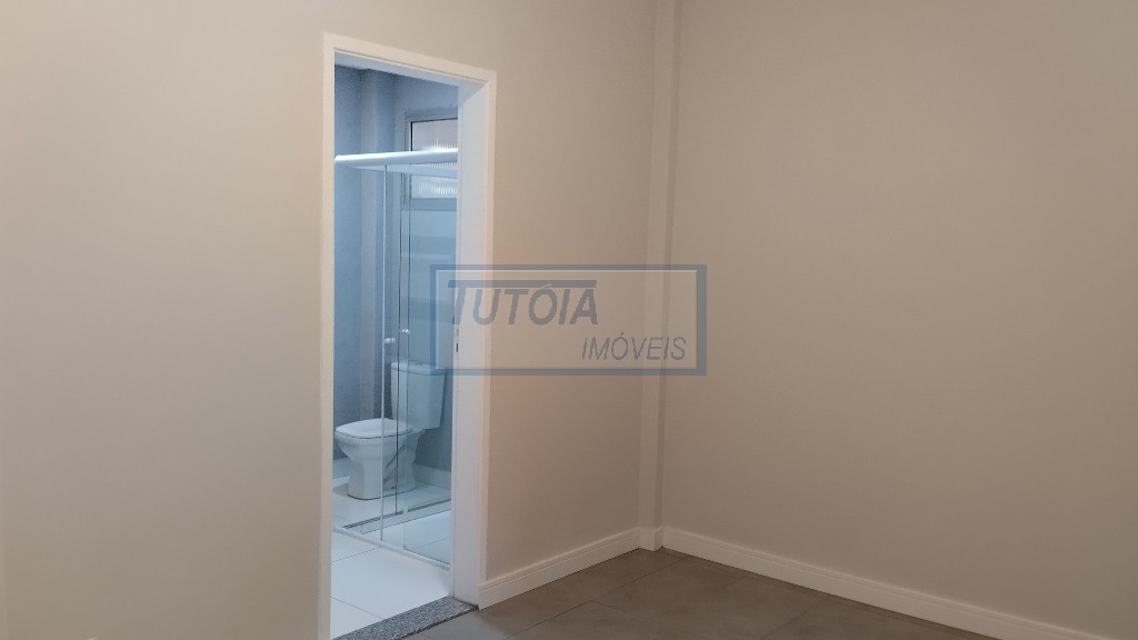 Apartamento para alugar com 3 quartos, 168m² - Foto 18