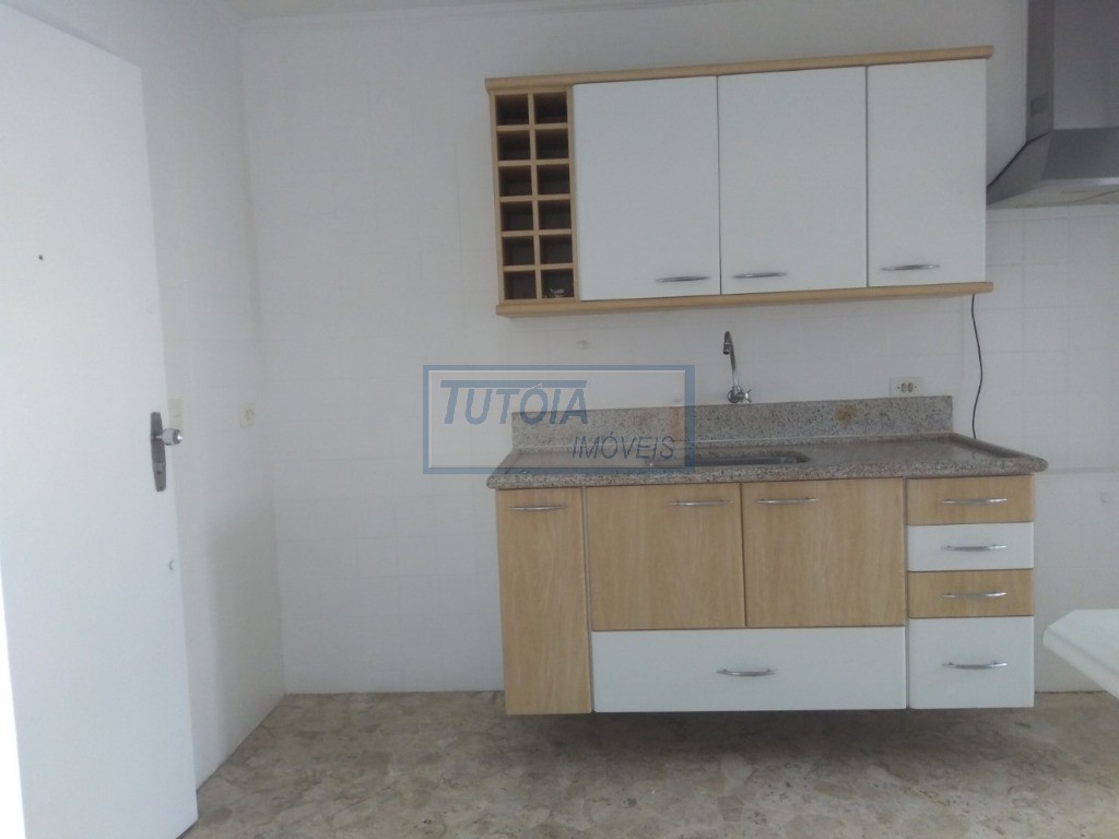 Apartamento à venda com 2 quartos, 75m² - Foto 8