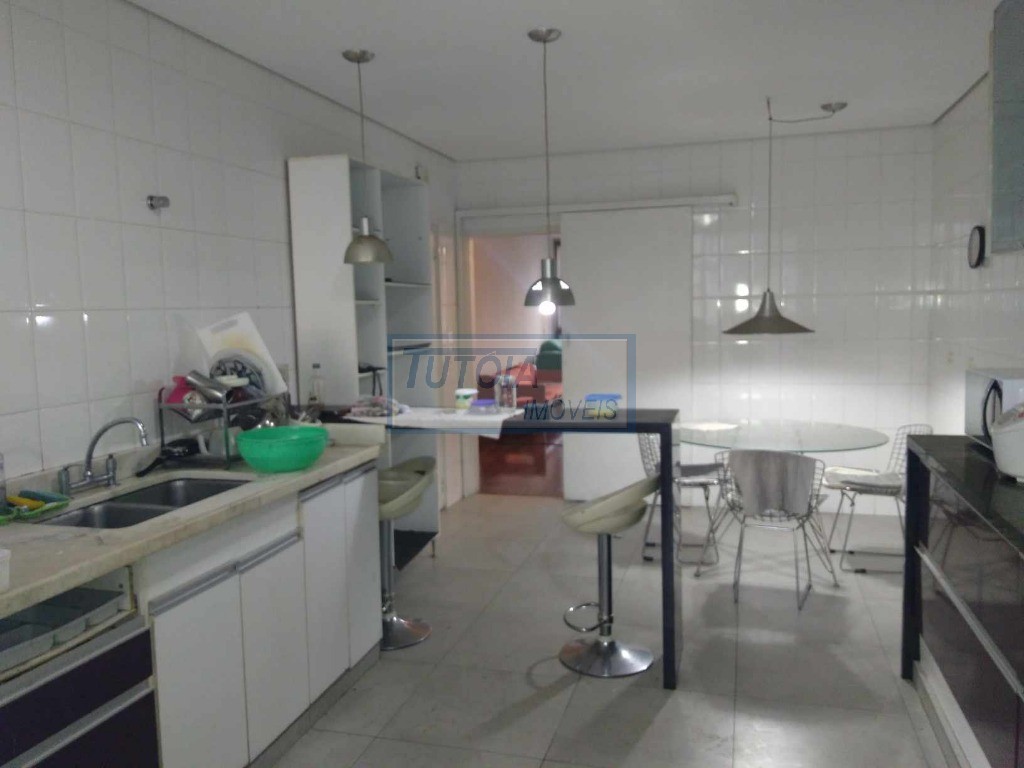 Apartamento à venda com 3 quartos, 190m² - Foto 12