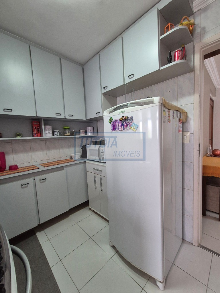 Apartamento à venda com 2 quartos, 56m² - Foto 16