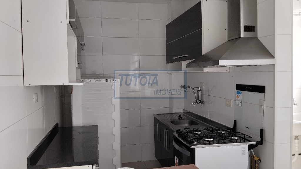 Apartamento para alugar com 1 quarto, 50m² - Foto 2