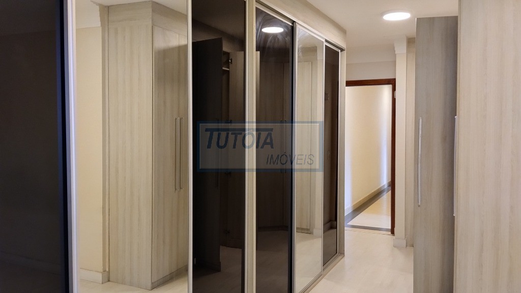 Casa à venda com 6 quartos, 350m² - Foto 16