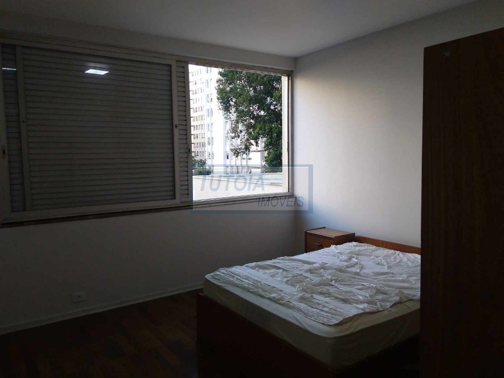 Apartamento à venda com 3 quartos, 190m² - Foto 6