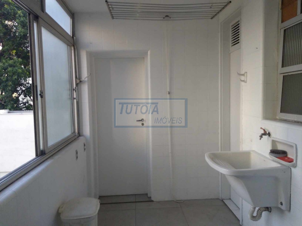 Apartamento à venda com 3 quartos, 190m² - Foto 16