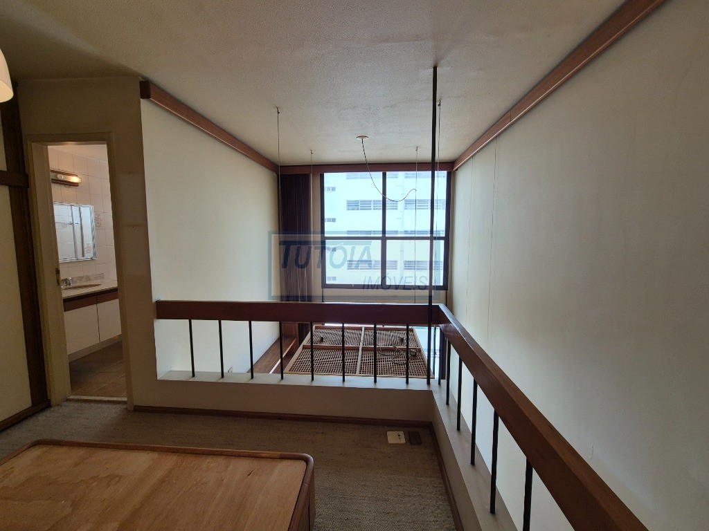 Apartamento à venda com 1 quarto, 58m² - Foto 18