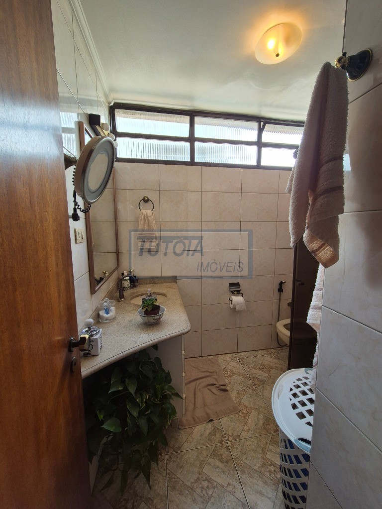 Apartamento à venda com 2 quartos, 75m² - Foto 22