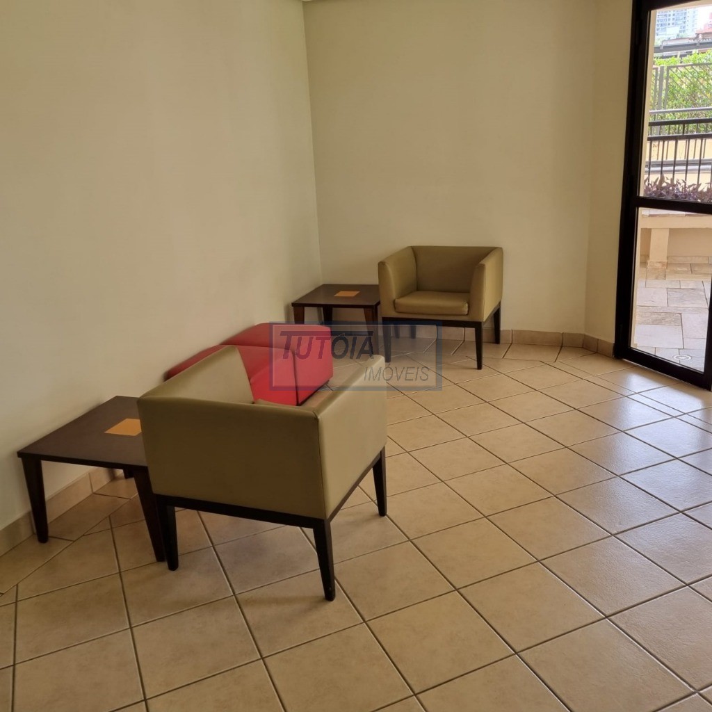 Apartamento à venda com 2 quartos, 75m² - Foto 33