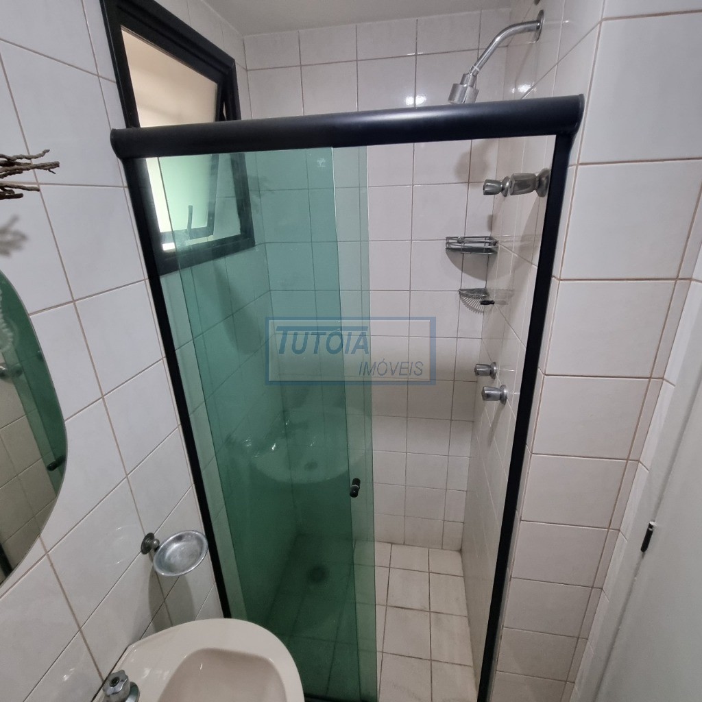 Apartamento à venda com 2 quartos, 75m² - Foto 17