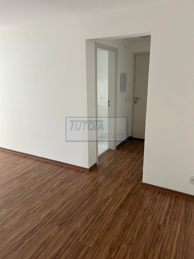 Apartamento à venda com 2 quartos, 68m² - Foto 4