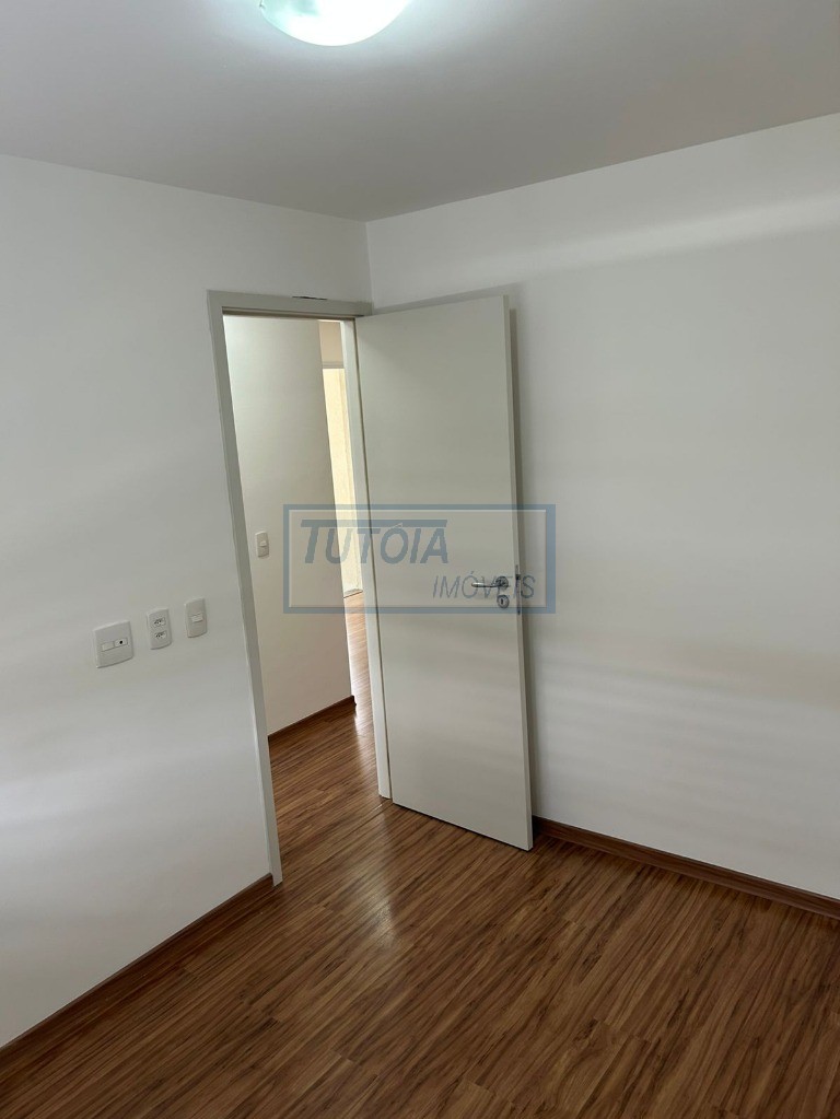 Apartamento à venda com 2 quartos, 68m² - Foto 11