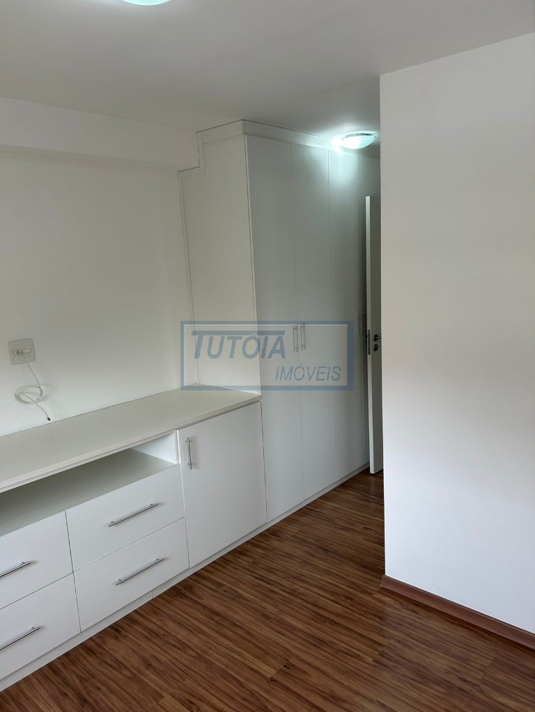 Apartamento à venda com 2 quartos, 68m² - Foto 5