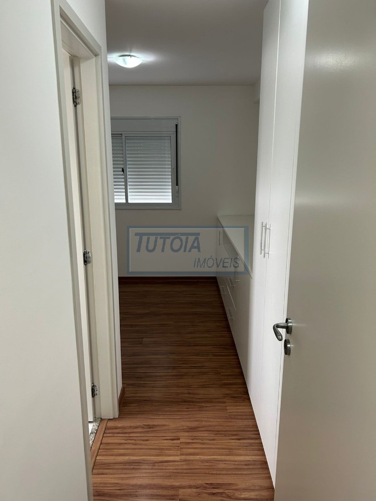 Apartamento à venda com 2 quartos, 68m² - Foto 8