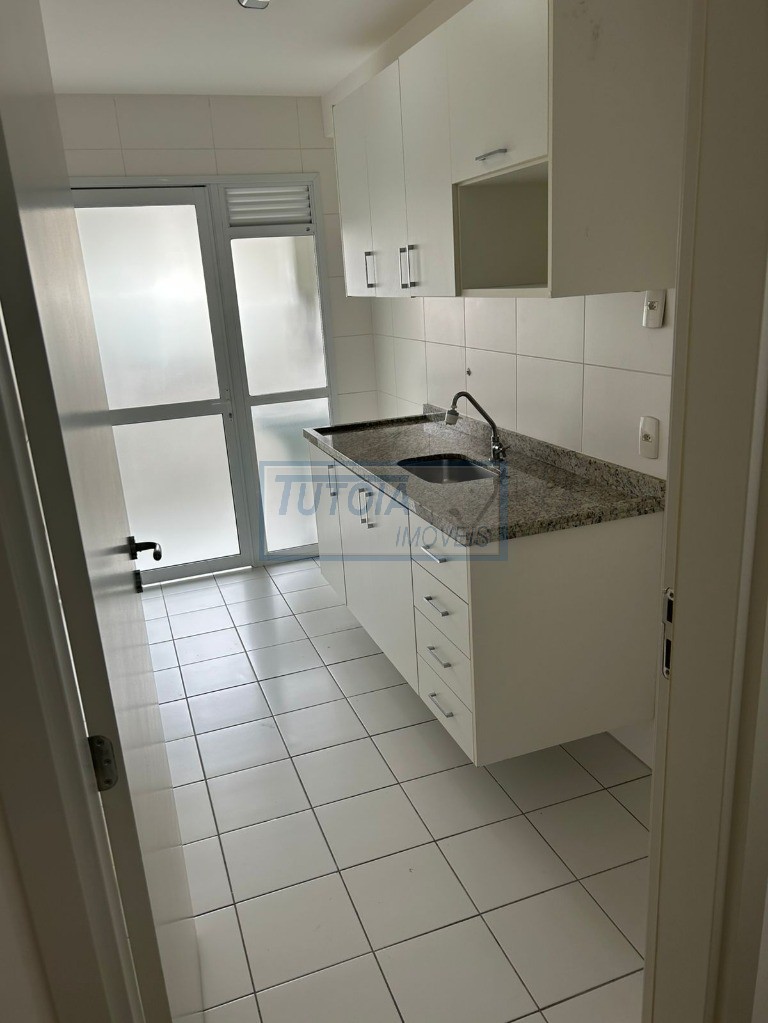 Apartamento à venda com 2 quartos, 68m² - Foto 20