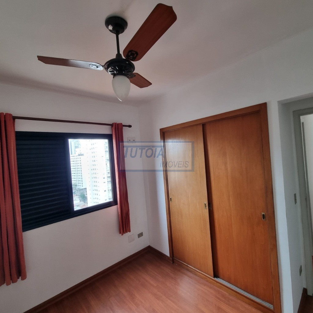 Apartamento à venda com 2 quartos, 75m² - Foto 8