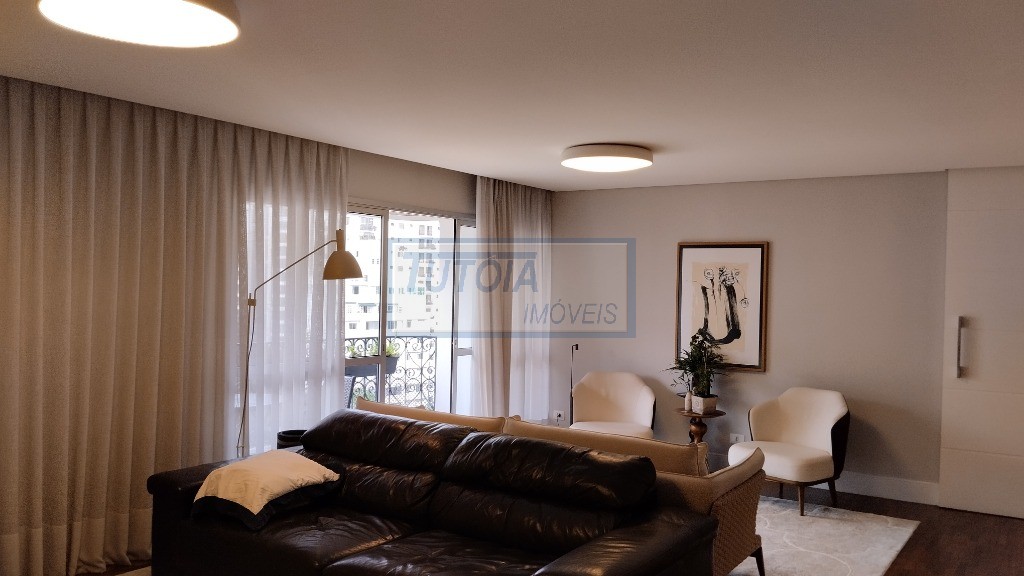 Apartamento à venda com 2 quartos, 140m² - Foto 3