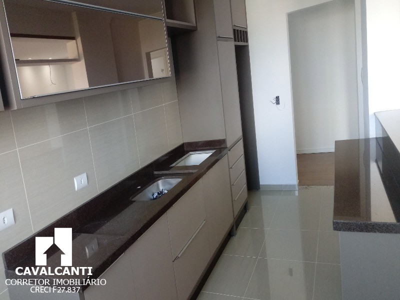 Apartamento para alugar com 3 quartos, 91m² - Foto 2