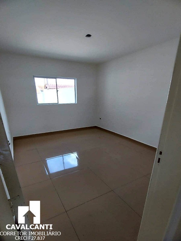 Casa à venda com 3 quartos, 60m² - Foto 5