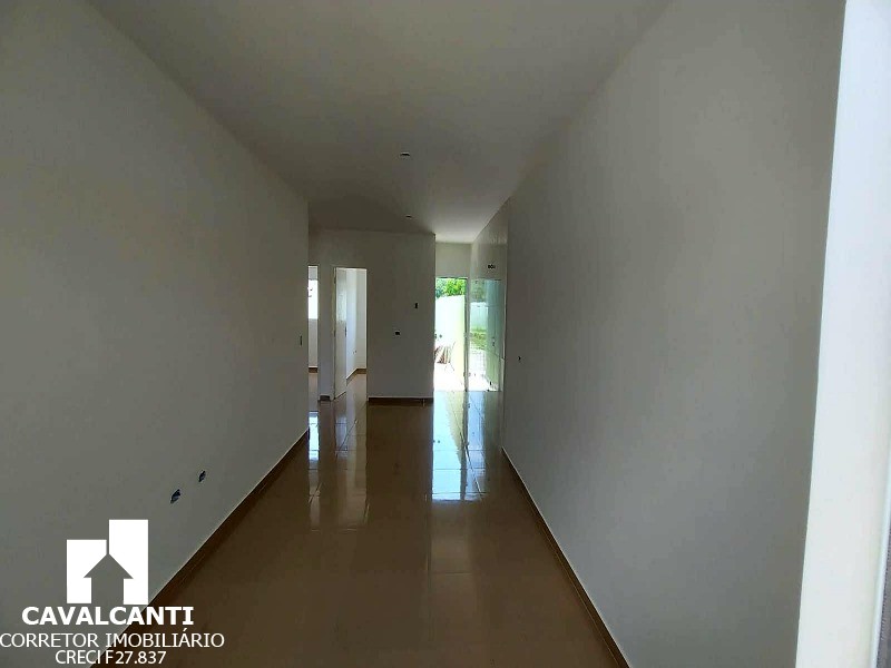 Casa à venda com 3 quartos, 60m² - Foto 4