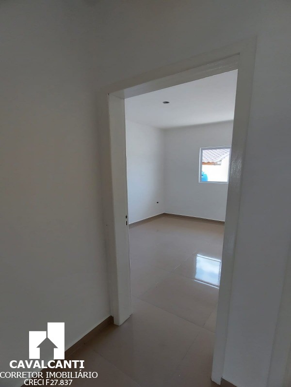 Casa à venda com 3 quartos, 60m² - Foto 6