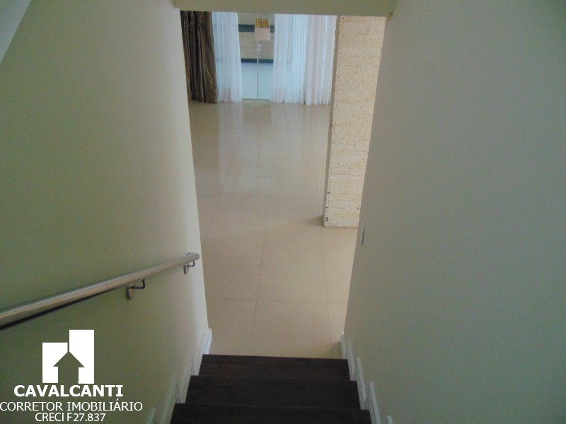 Casa à venda com 4 quartos, 250m² - Foto 10