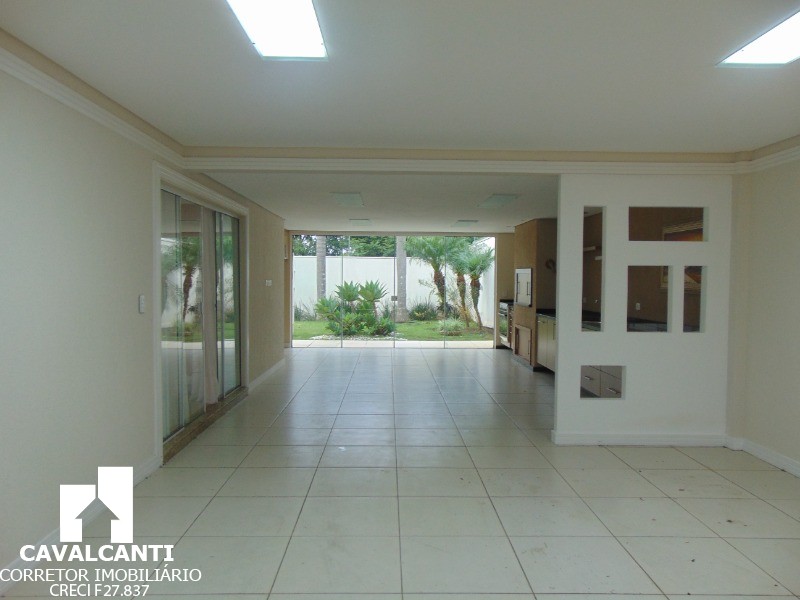 Casa à venda com 4 quartos, 250m² - Foto 27