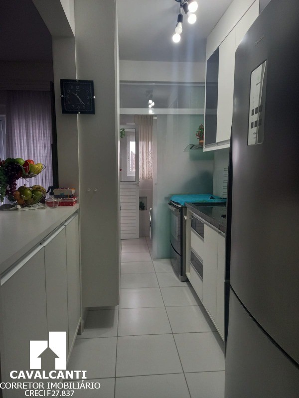 Apartamento à venda com 3 quartos, 86m² - Foto 11