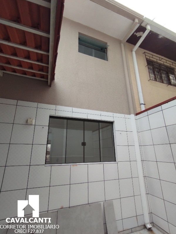 Casa à venda e aluguel com 3 quartos, 96m² - Foto 29