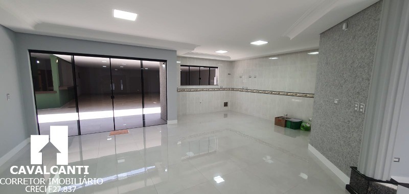 Casa à venda com 4 quartos, 520m² - Foto 9