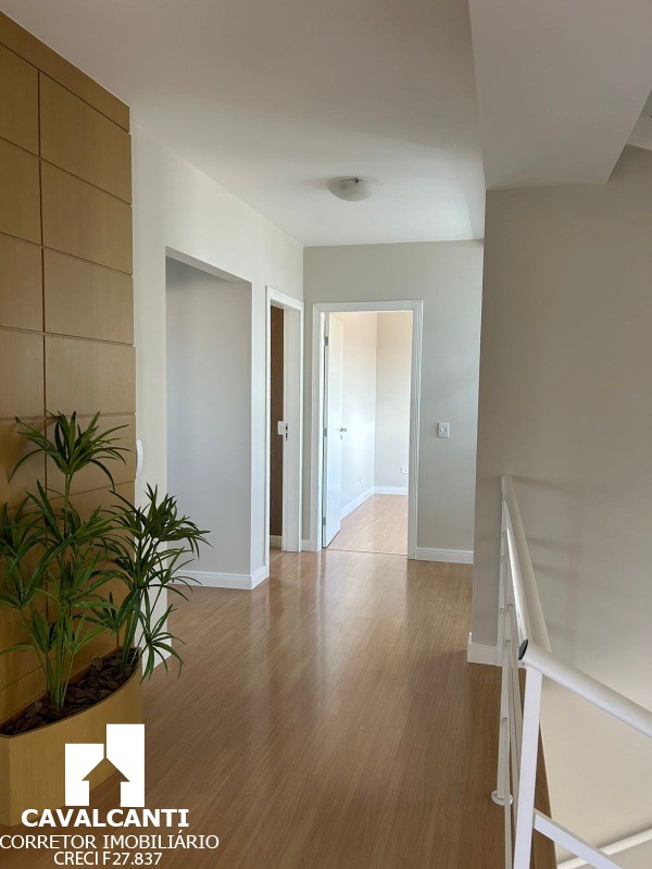 Casa à venda com 4 quartos, 300m² - Foto 12