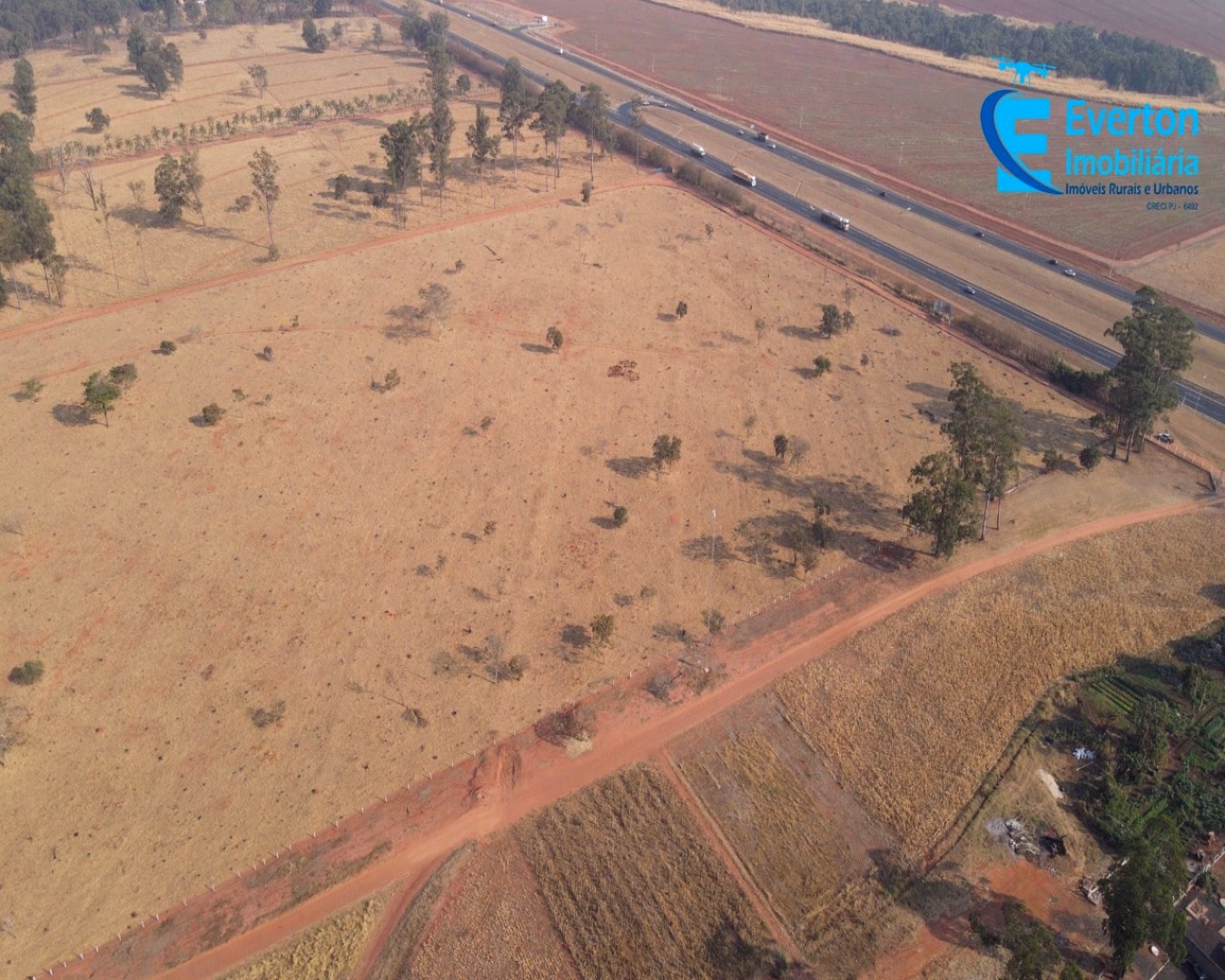 Chácara em Uberlândia/Minas Gerais — Ref GEZ3RN — Imagem 19