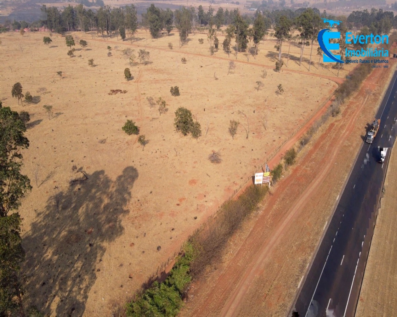 Chácara em Uberlândia/Minas Gerais — Ref GEZ3RN — Imagem 1