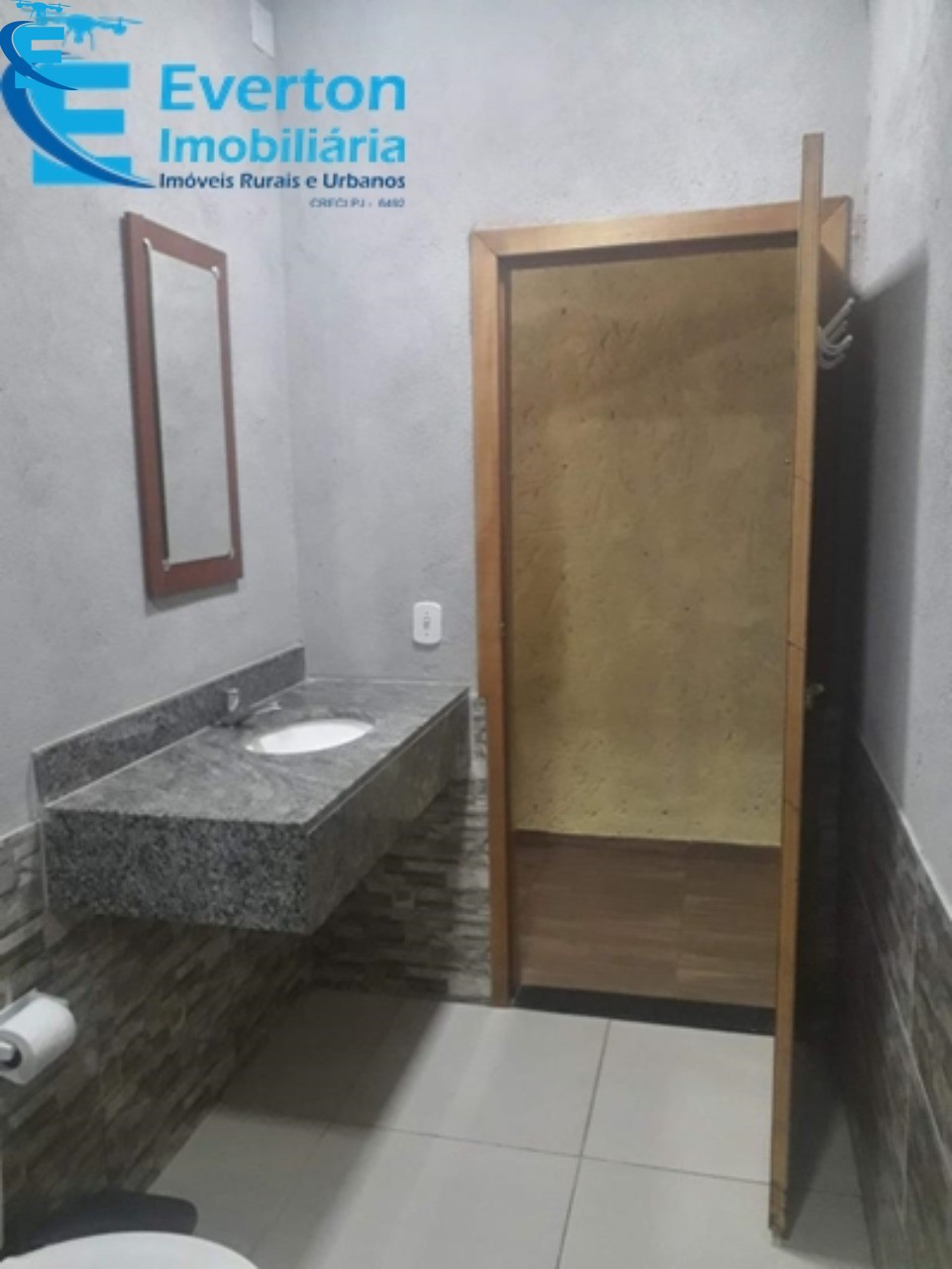 Rancho em Uberlândia/Minas Gerais — Ref RA00124 — Imagem 18
