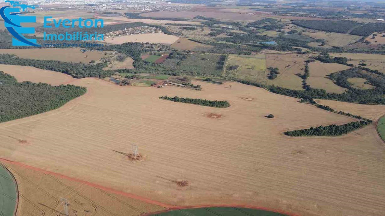 Fazenda em Uberlândia/Minas Gerais — Ref FA00242 — Imagem 13