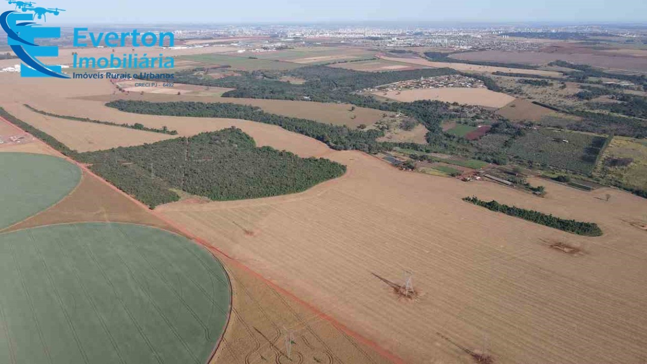 Fazenda em Uberlândia/Minas Gerais — Ref FA00242 — Imagem 12