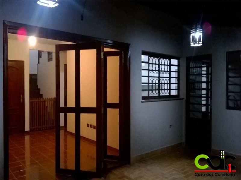 Casa à venda com 3 quartos, 180m² - Foto 19