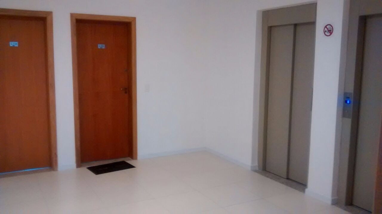 Apartamento à venda com 2 quartos, 62m² - Foto 7