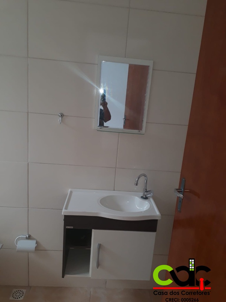 Casa à venda com 2 quartos, 75m² - Foto 18