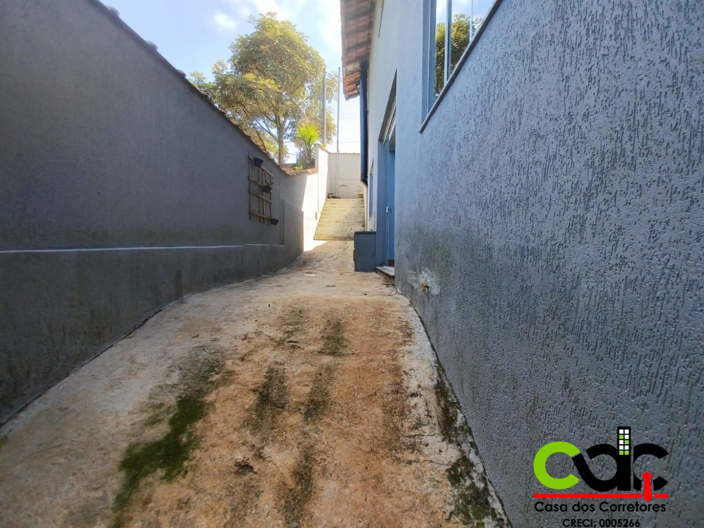 Chácara à venda com 2 quartos, 220m² - Foto 10