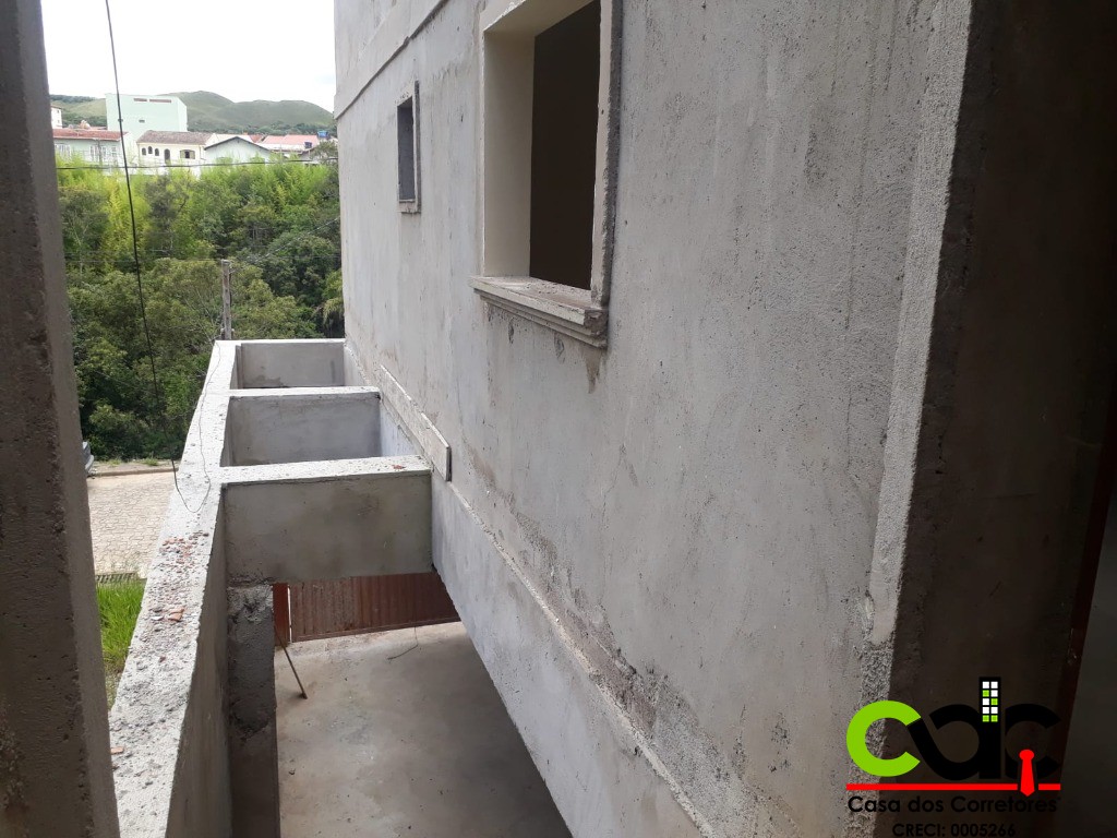 Apartamento à venda com 2 quartos, 65m² - Foto 4