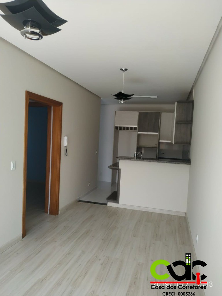 Casa à venda com 6 quartos, 272m² - Foto 18