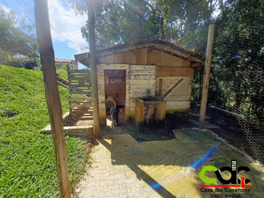 Chácara à venda com 2 quartos, 220m² - Foto 12