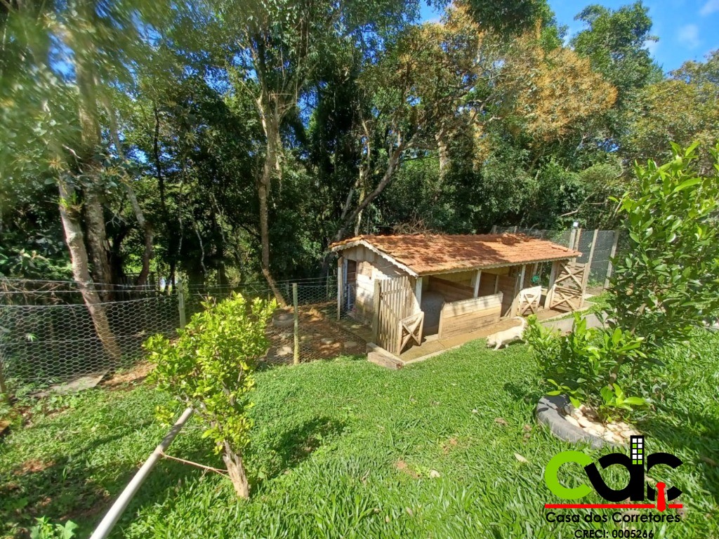 Chácara à venda com 2 quartos, 220m² - Foto 18