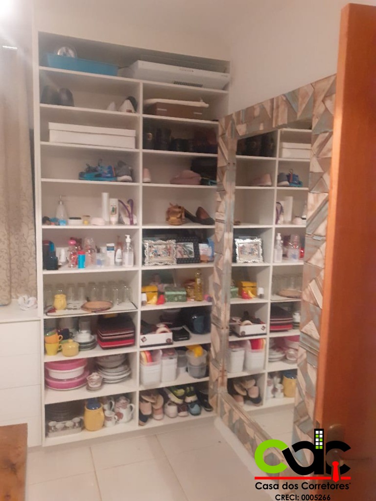 Chácara à venda com 2 quartos, 220m² - Foto 6