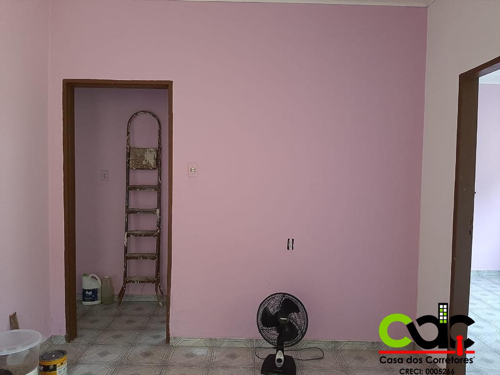 Casa à venda com 3 quartos, 100m² - Foto 2