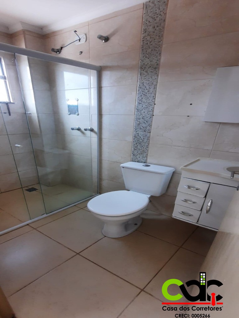 Apartamento para alugar com 3 quartos, 150m² - Foto 7