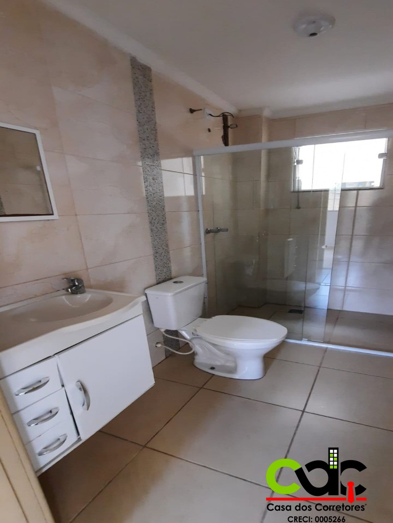 Apartamento para alugar com 3 quartos, 150m² - Foto 2